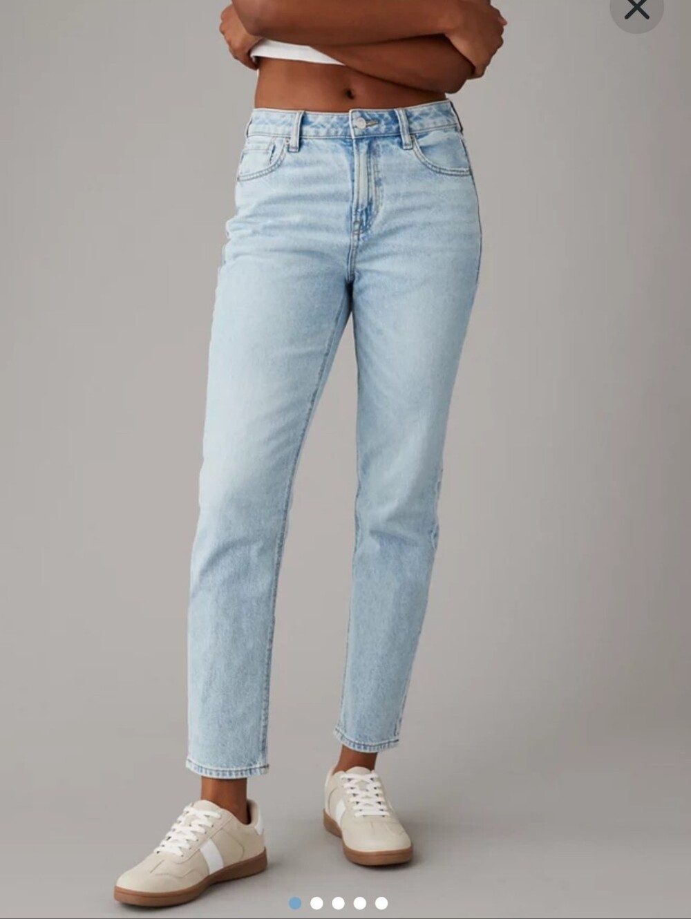American Eagle Strigid Mom Jeans